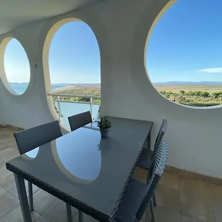 Delta Muga 2 - Apartamento En Primera Linea De Mar Con Vistas Al Mar Y Al Rio - Centro - Playa * Empuriabrava